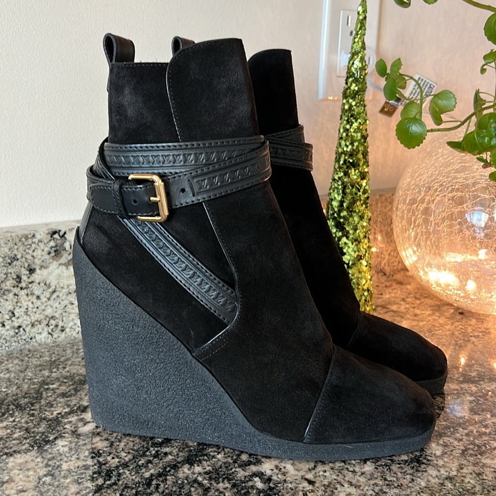 Louis Vuitton Suede Calfskin Crossroads Wedge Ankle Boots